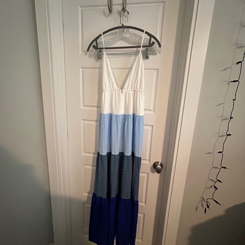 LilyMaes Maxi Dress